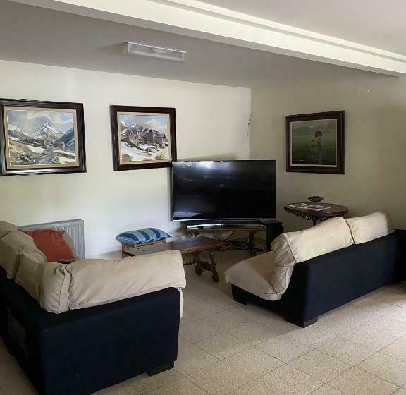 Pensão Hostatgeria I Restaurant Coll De Condreu