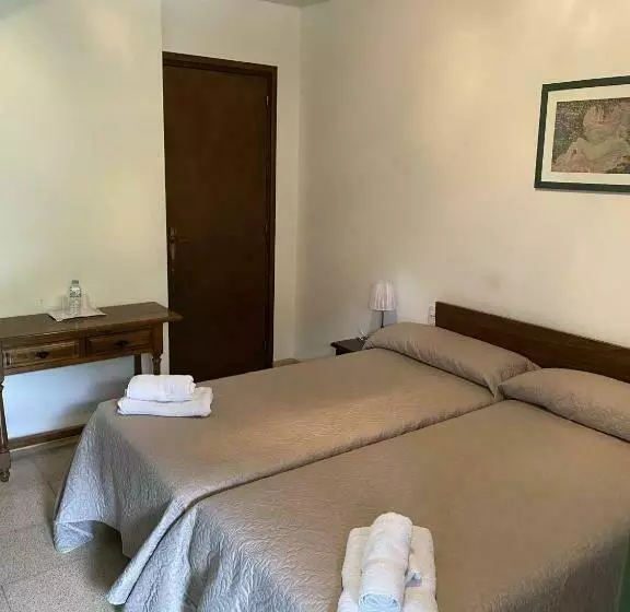 ペンション Hostatgeria I Restaurant Coll De Condreu