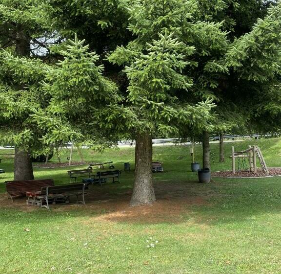 Pensão Hostatgeria I Restaurant Coll De Condreu