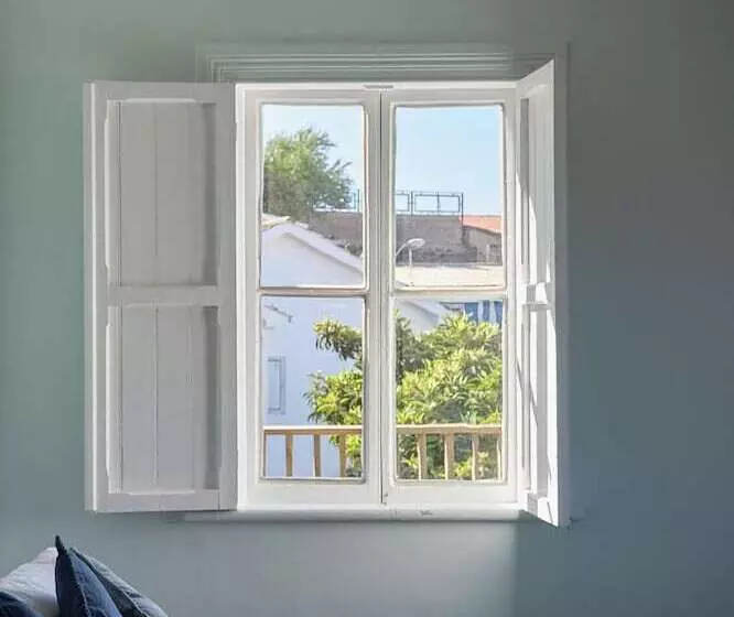 تختخواب و صبحانه Faro Azul Valparaíso Cerro Alegre