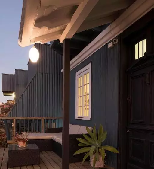 تختخواب و صبحانه Faro Azul Valparaíso Cerro Alegre