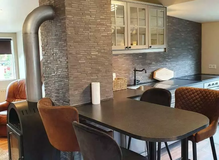 E18 Apartments