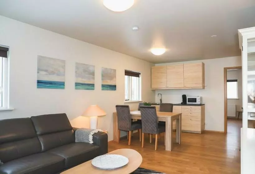 E18 Apartments