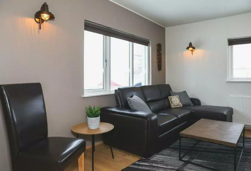 E18 Apartments