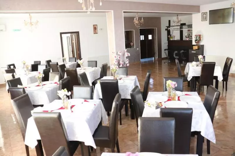 Pensiunea Maria Tania   Restaurant