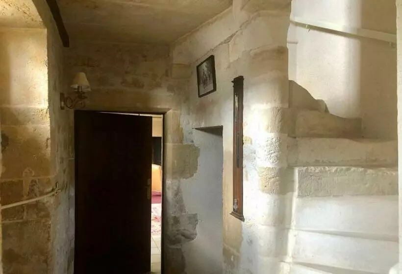 Aamiaismajoitus (B&B) Logis De La Touche