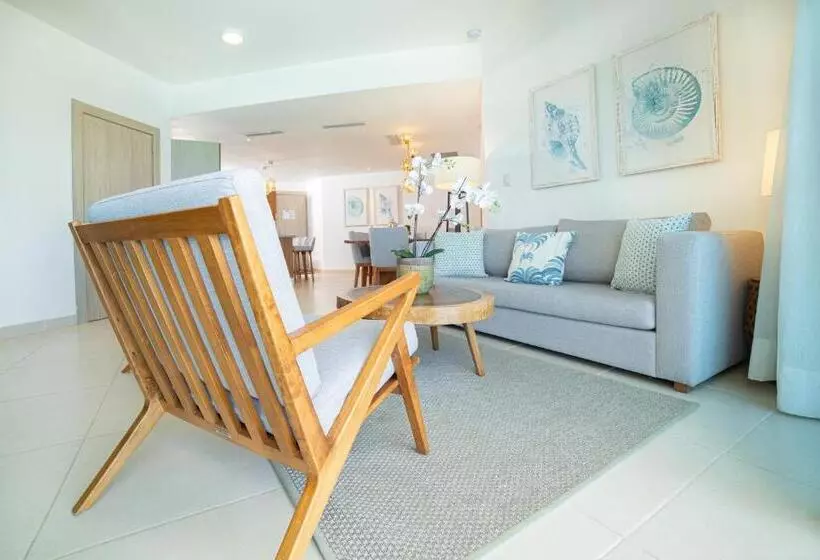 ホテル Presidential Suites Cabarete   Room Only