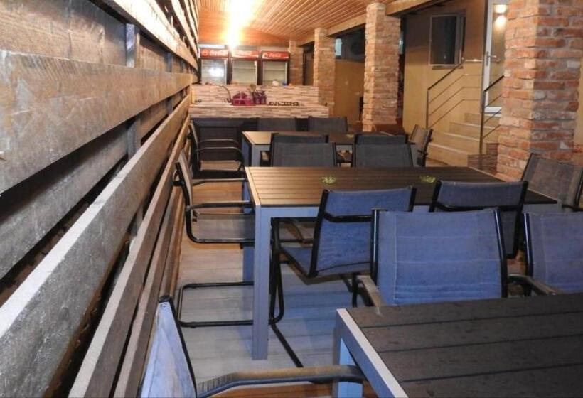 פנסיון Belvedere