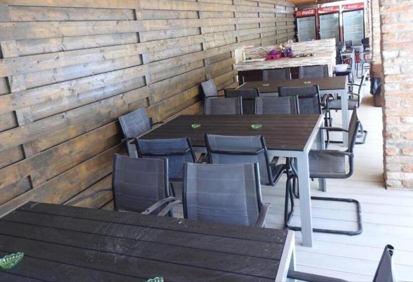 פנסיון Belvedere