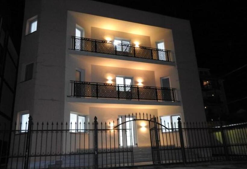 פנסיון Belvedere