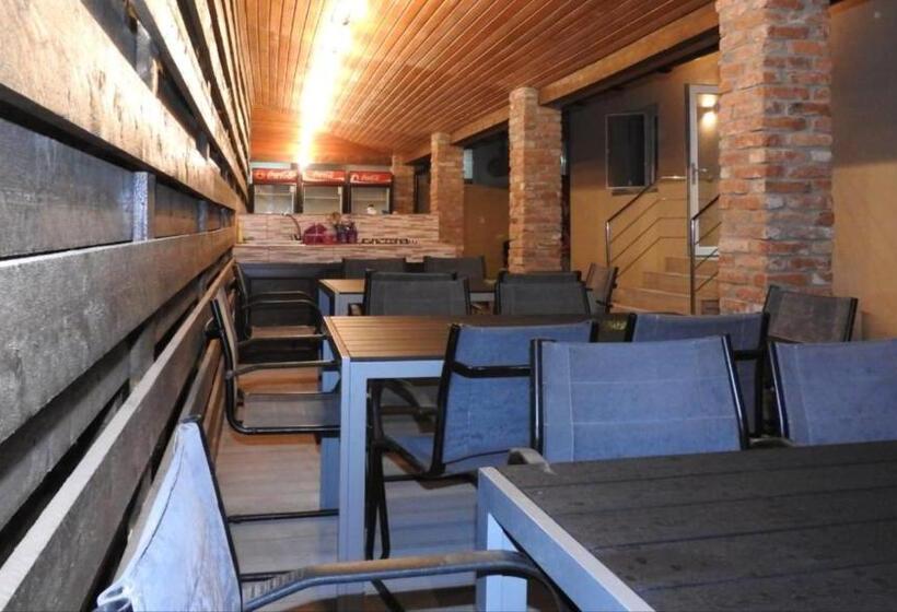 פנסיון Belvedere