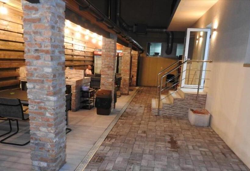 פנסיון Belvedere