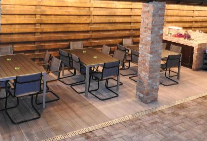 פנסיון Belvedere