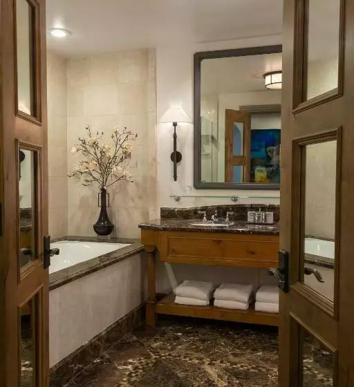 Pop Art Villa Vail
