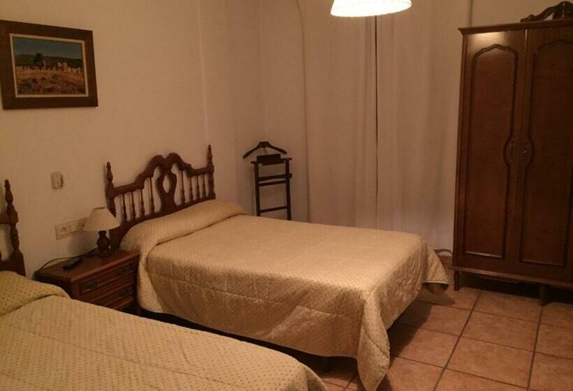 Пансион Hospedería La Almijara