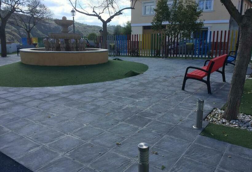 Пансион Hospedería La Almijara