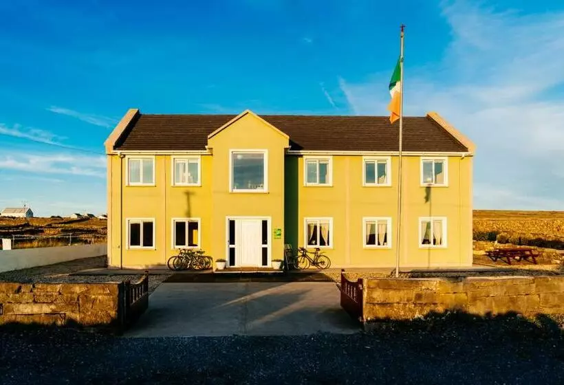 ベッドアンドブレックファースト Aran Walkers Lodge