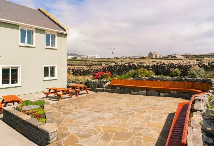 ベッドアンドブレックファースト Aran Walkers Lodge