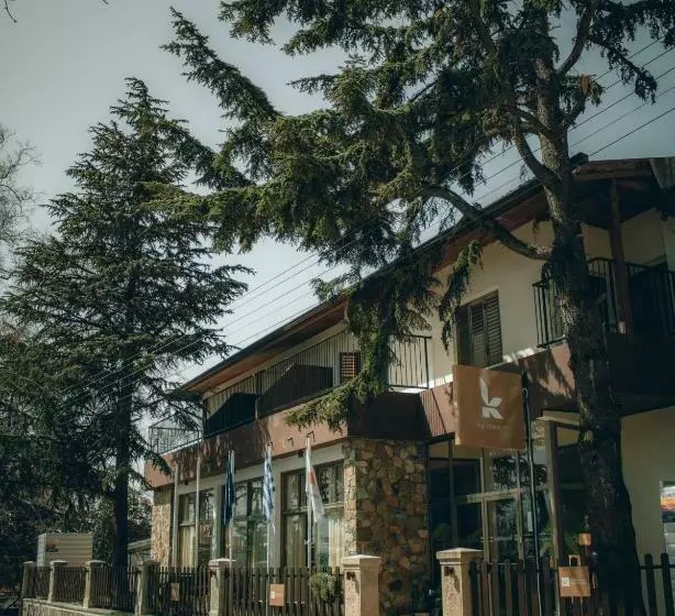 ホテル Kallithea Inn