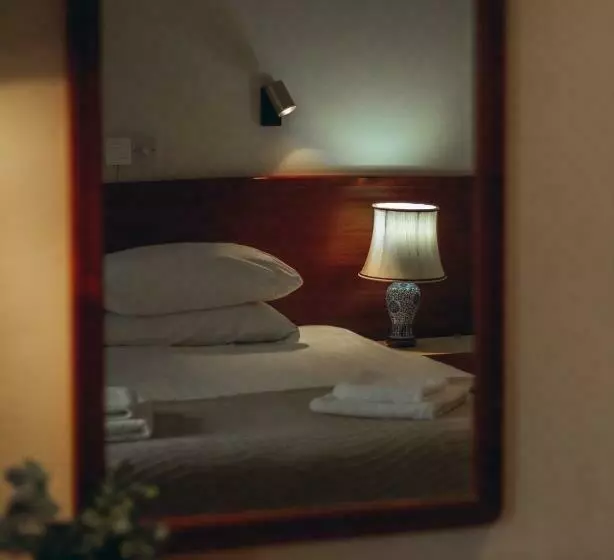 ホテル Kallithea Inn