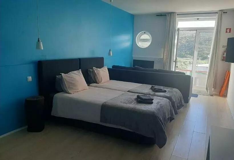 ペンション Quartos Do Seixe Azul