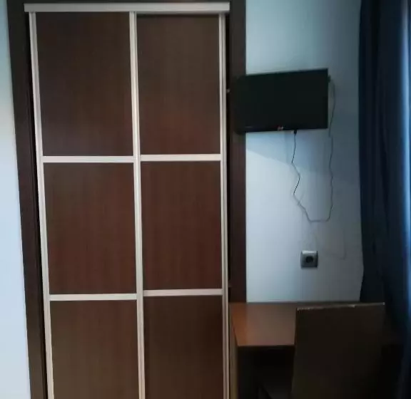 Hostal Avenida Barajas