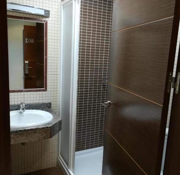 Hostal Avenida Barajas