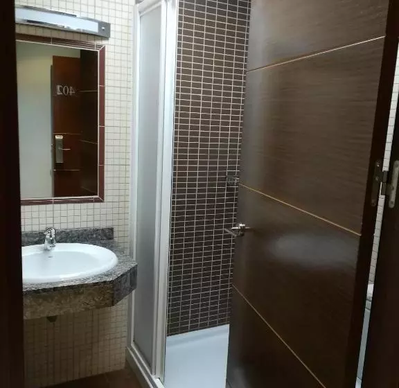 Hostal Avenida Barajas