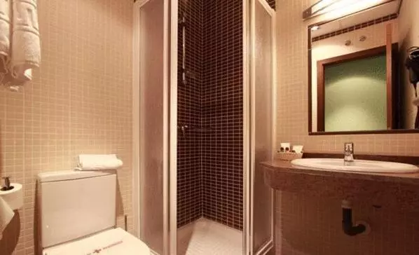 Hostal Avenida Barajas