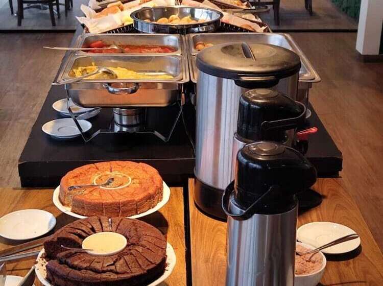 Summit Suítes Hotel Santos