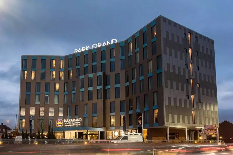 Hotel Park Grand Heathrow
