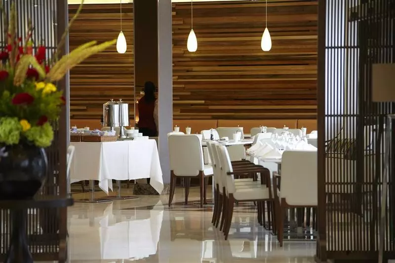 Hotel Park Grand Heathrow