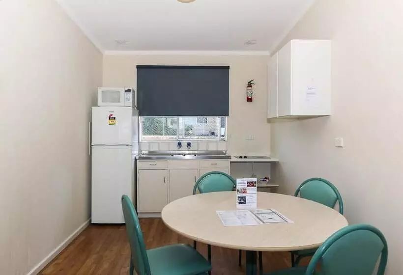 فندق Scarborough Apartments