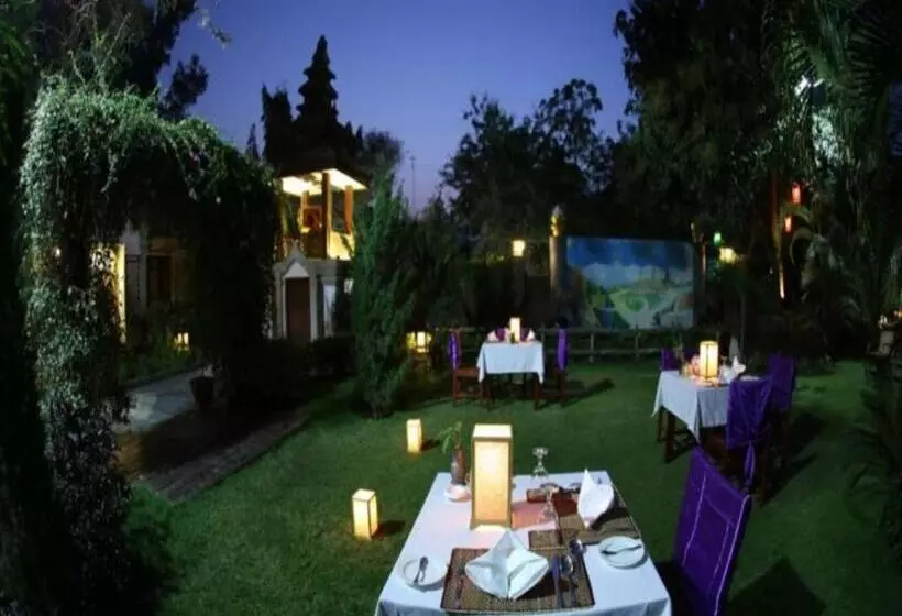 Hotel Shwe Yee Pwint