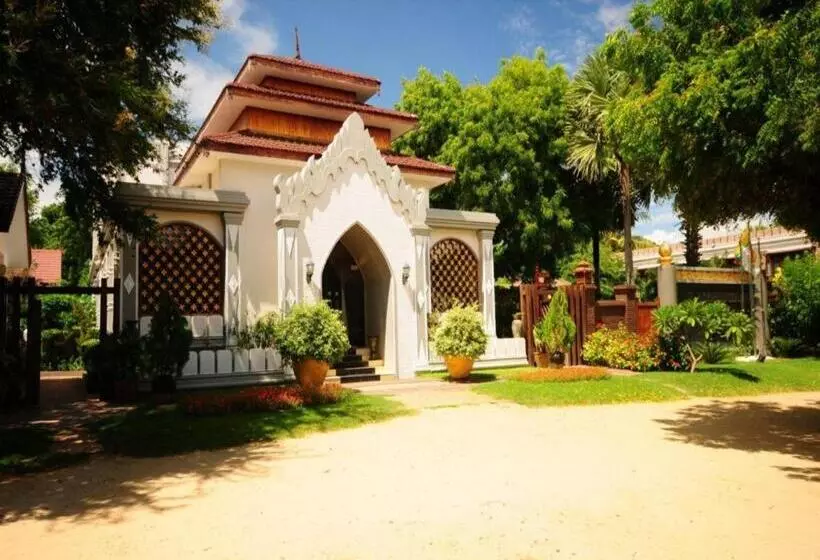 Hotel Shwe Yee Pwint