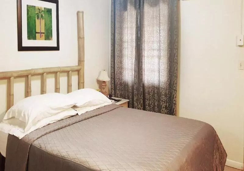 هتل Sunset Gardens Guesthouse