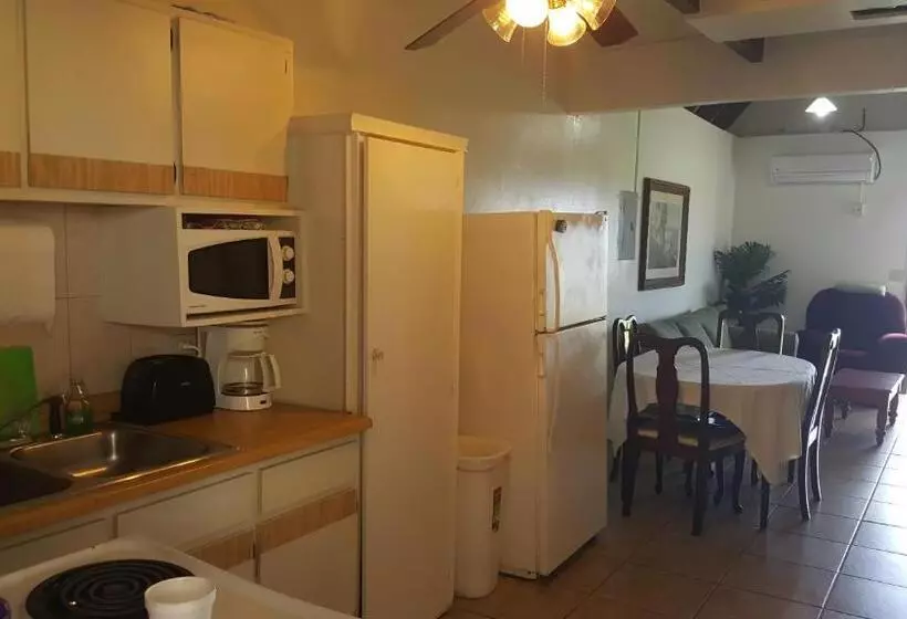 هتل Sunset Gardens Guesthouse