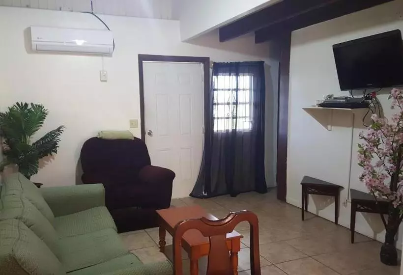 هتل Sunset Gardens Guesthouse