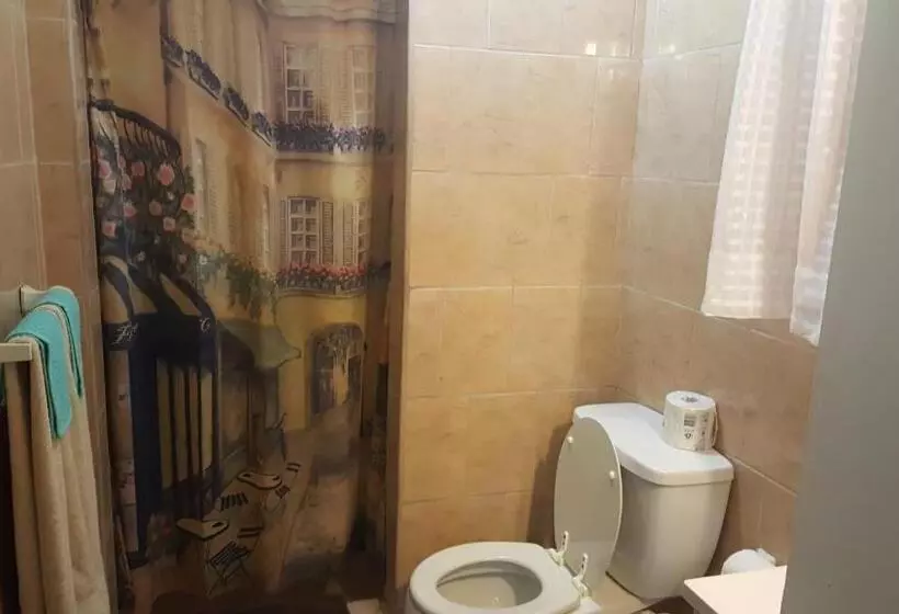 هتل Sunset Gardens Guesthouse