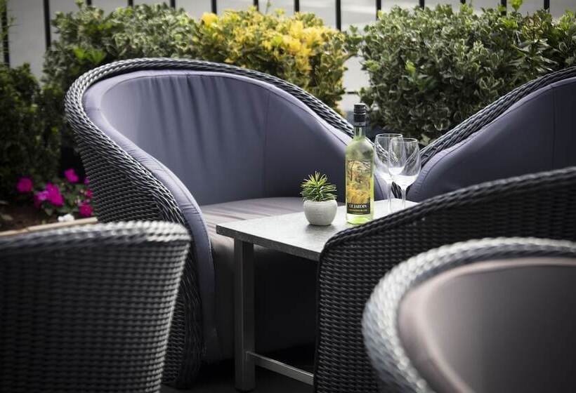 The Bold Hotel; Bw Signature Collection