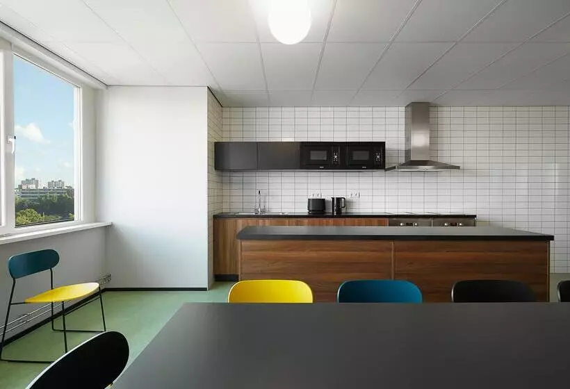 ホテル The Social Hub Amsterdam West