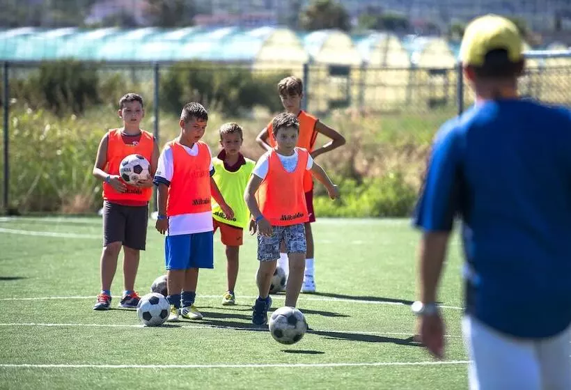 Отель Voi Colonna Village
