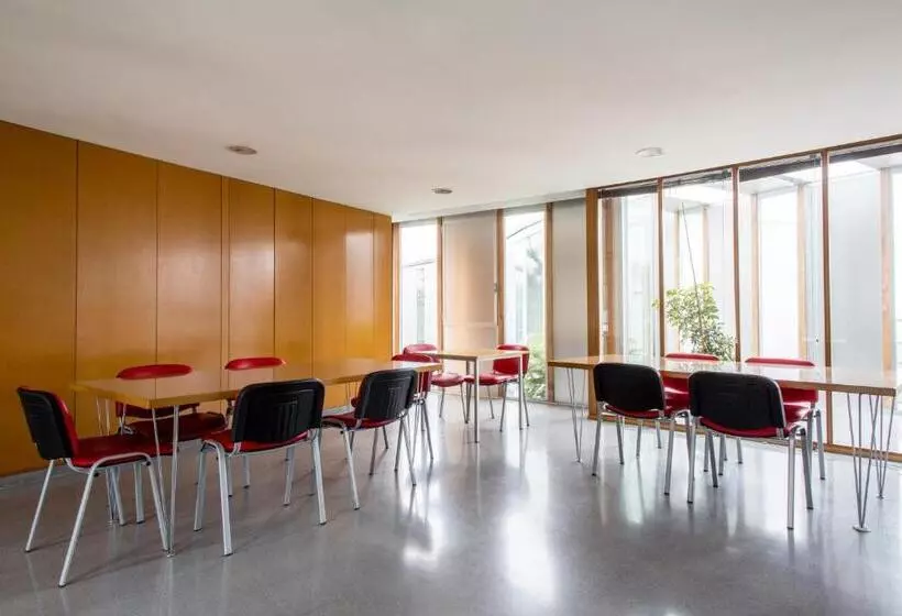 Residencia Universitaria O Castro