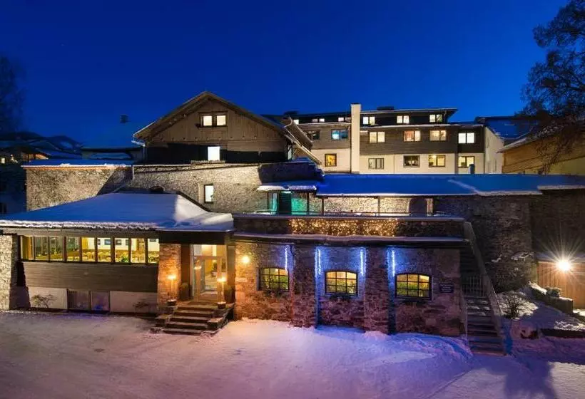 ユースホステル Jugendgästehaus Tauernruh