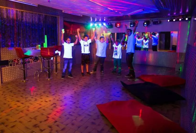 ユースホステル Jugendgästehaus Tauernruh