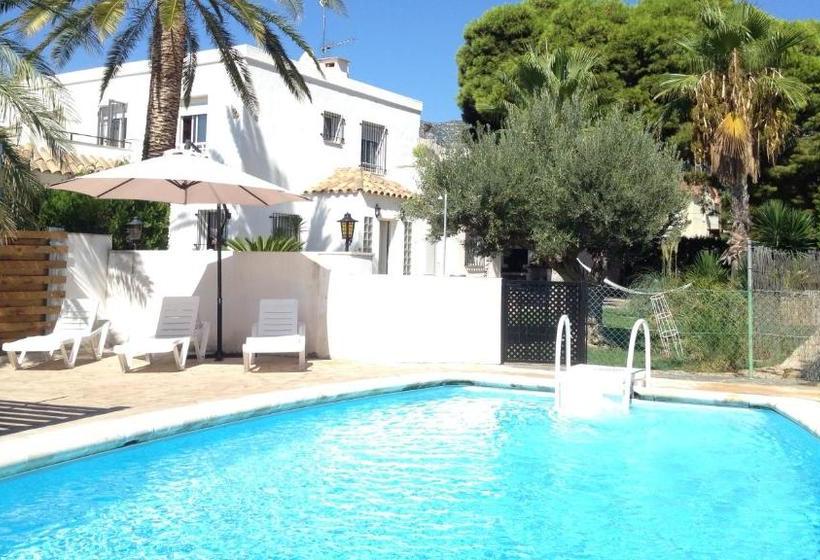 Apartamentos Playa D Y G