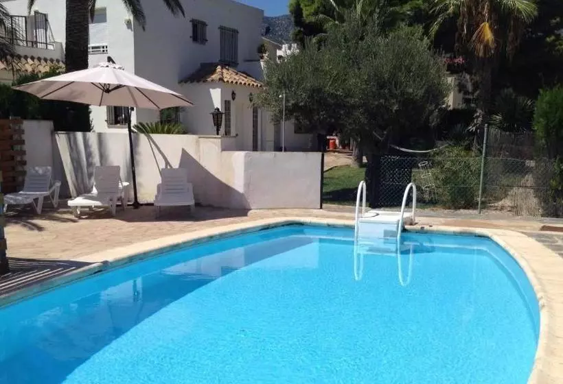 Apartamentos Playa D Y G