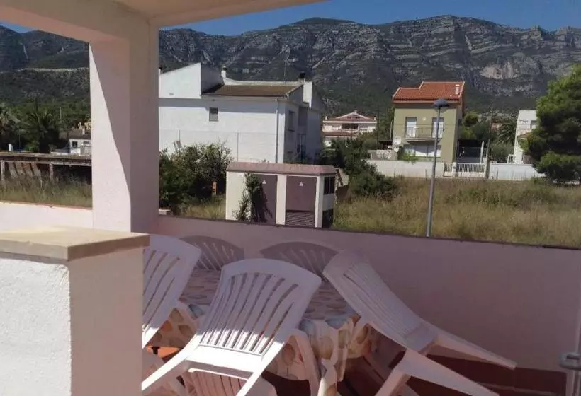 Apartamentos Playa D Y G