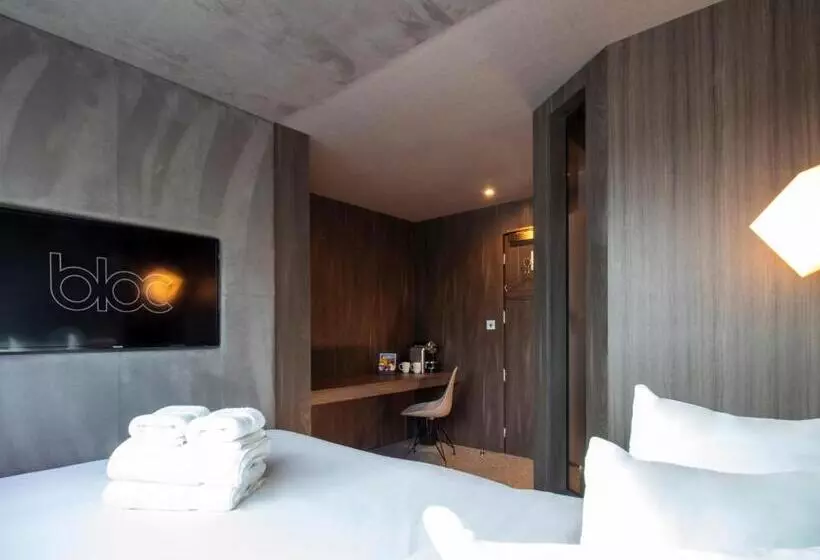 Bloc Hotel London Gatwick Airport