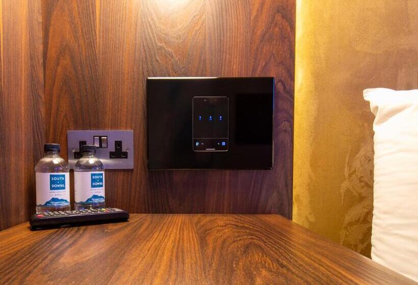 Bloc Hotel London Gatwick Airport